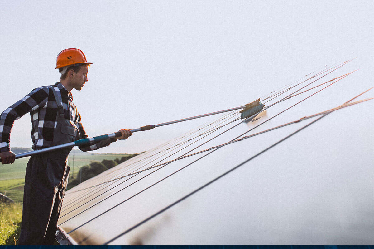 Why Cleaning Of Solar Panels Is Important In Pakistan